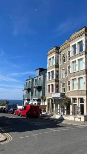 Reef Island Apartments